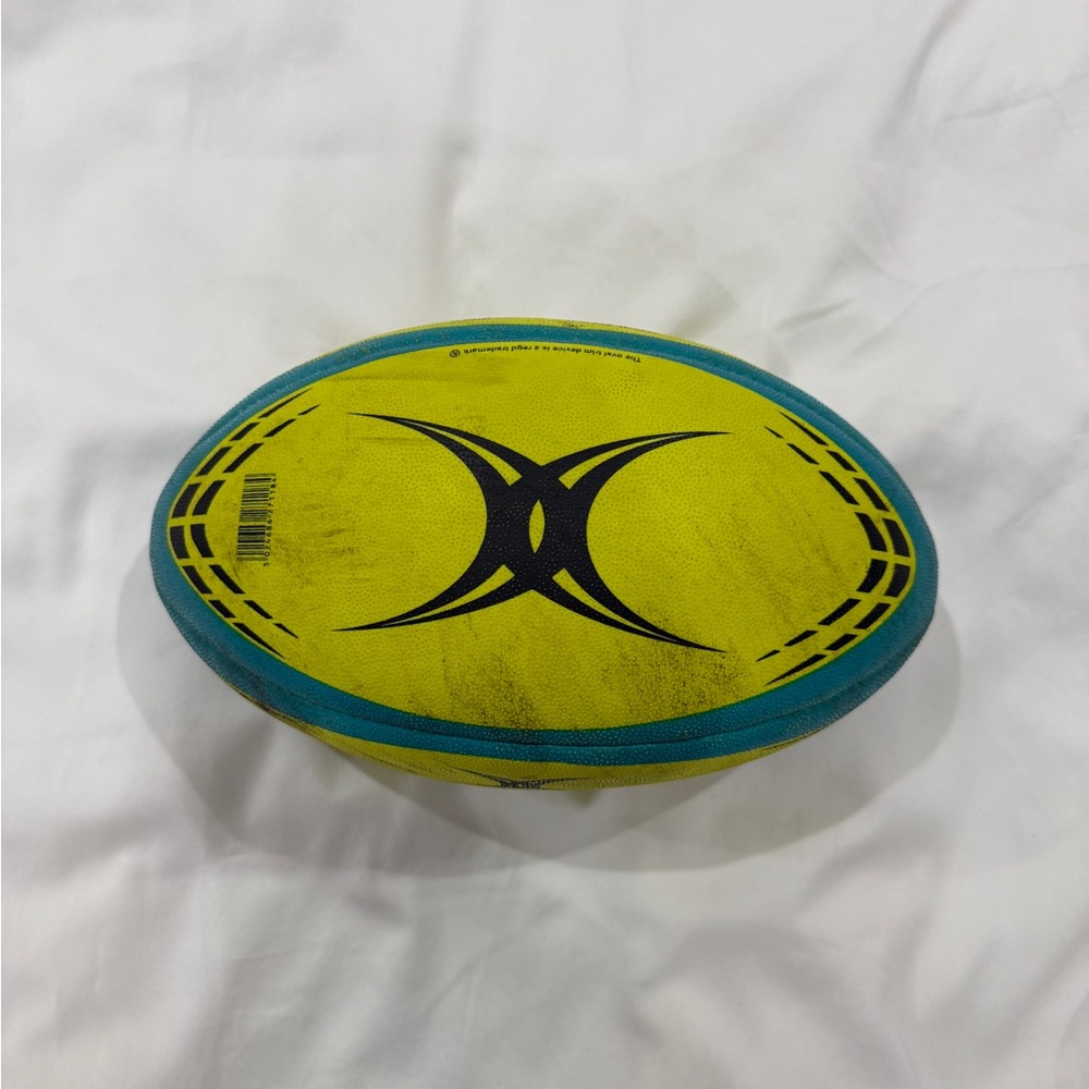Gilbert Training Ball (G-TR4000) Outdoor Rugby Ball - Picture 4 of 6